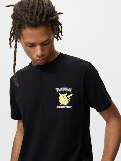 Pokemon 30th Anniversary Pikachu UT T-Shirt Vintage Watercolor Art Black Unisex