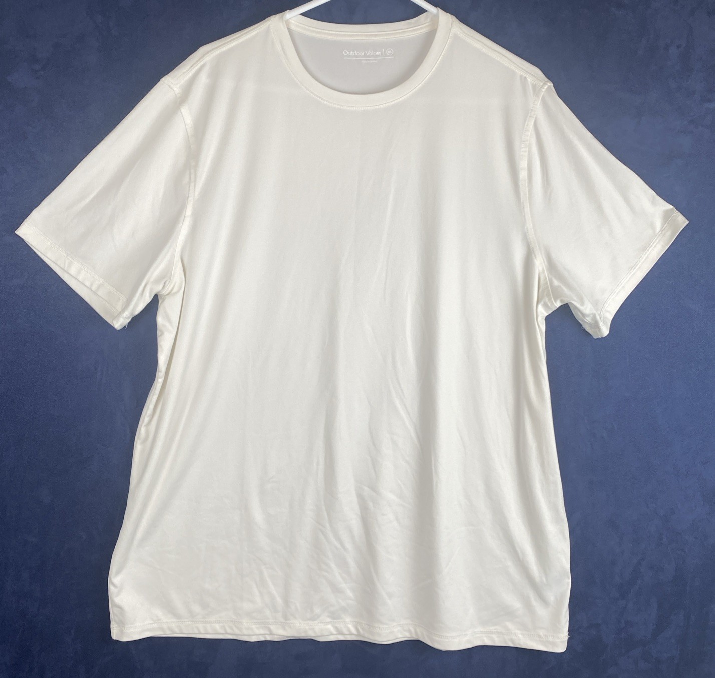 Outdoor Voices Men’s XL Soft White T Shirt Round Neck Comfort Fit