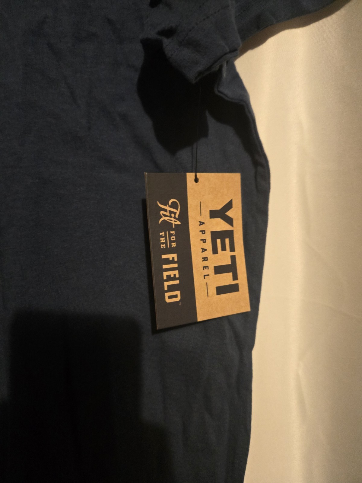 Yeti Men’s Navy Large T-Shirt (LOC-138)