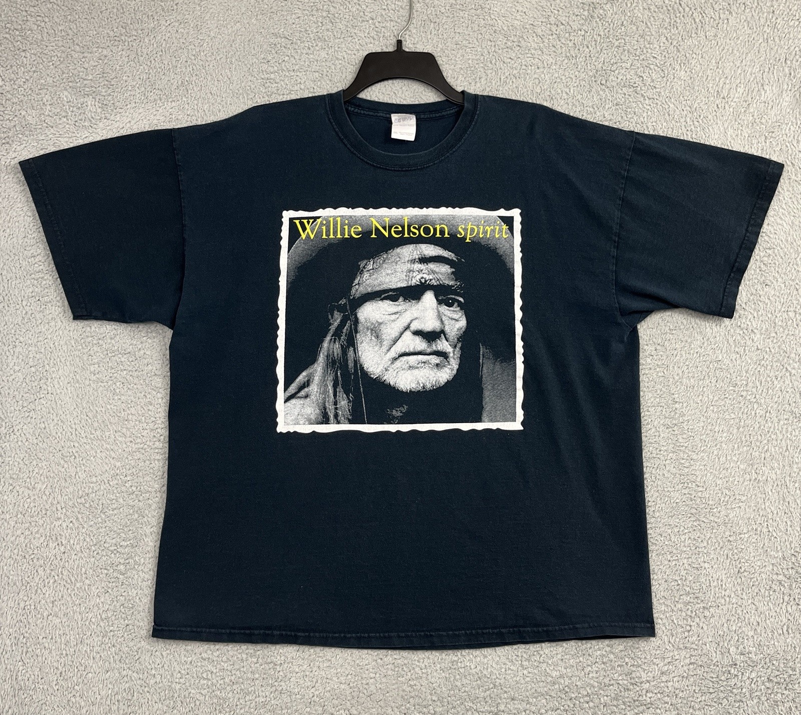 Willie Nelson T Shirt Black Spirit Tour 2010 Adult 2XL 25.75″ PTP Country Music