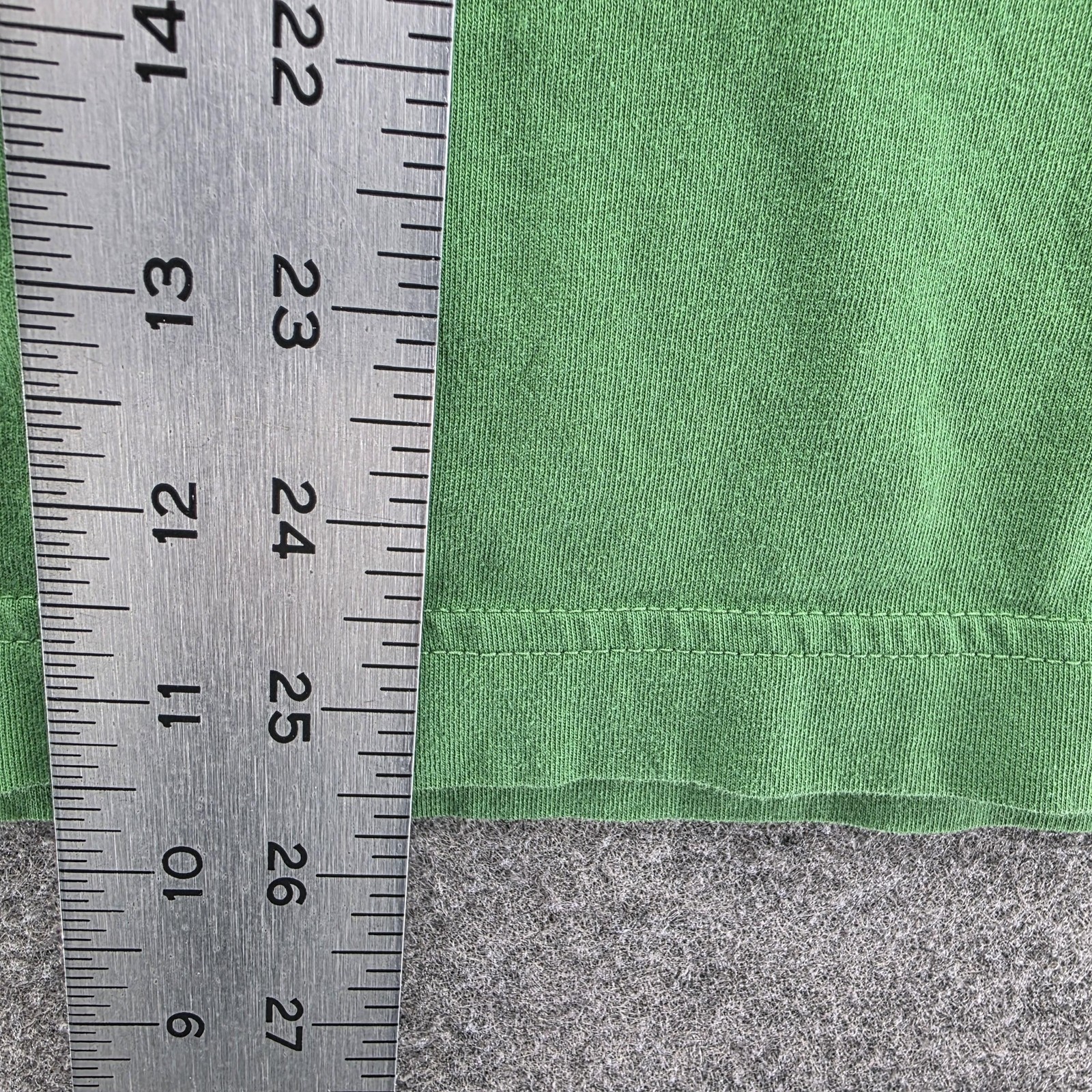 Apple Shirt Mens Medium Green 100% Cotton Logo Tee Crewneck T Shirt Casual