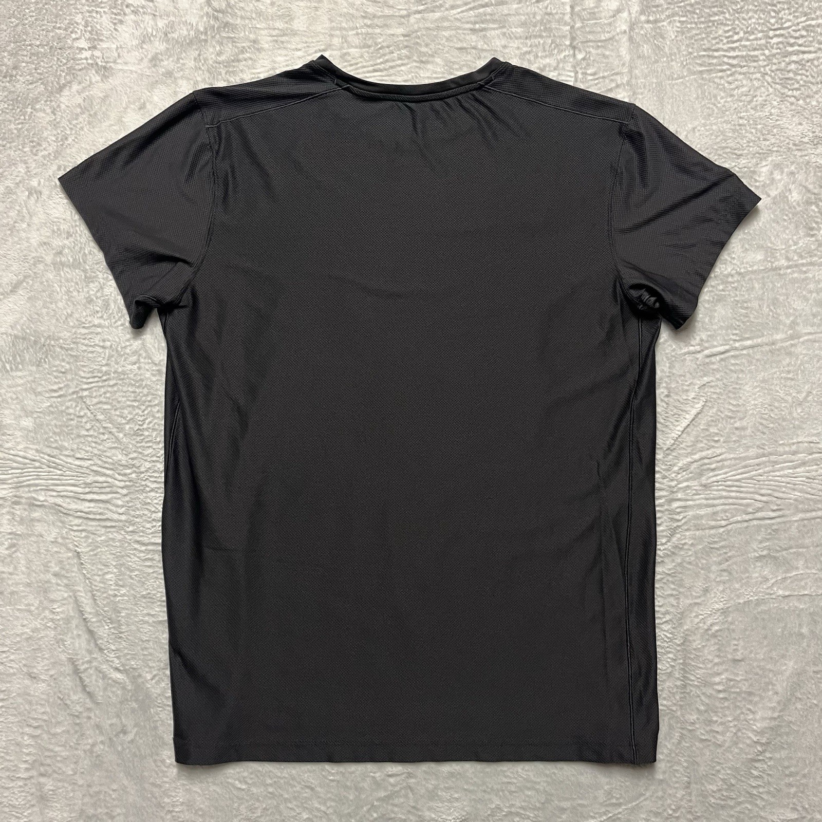 Duluth Undershirt Mens XL Black Go Buck Naked Performance Wicking Crew Neck