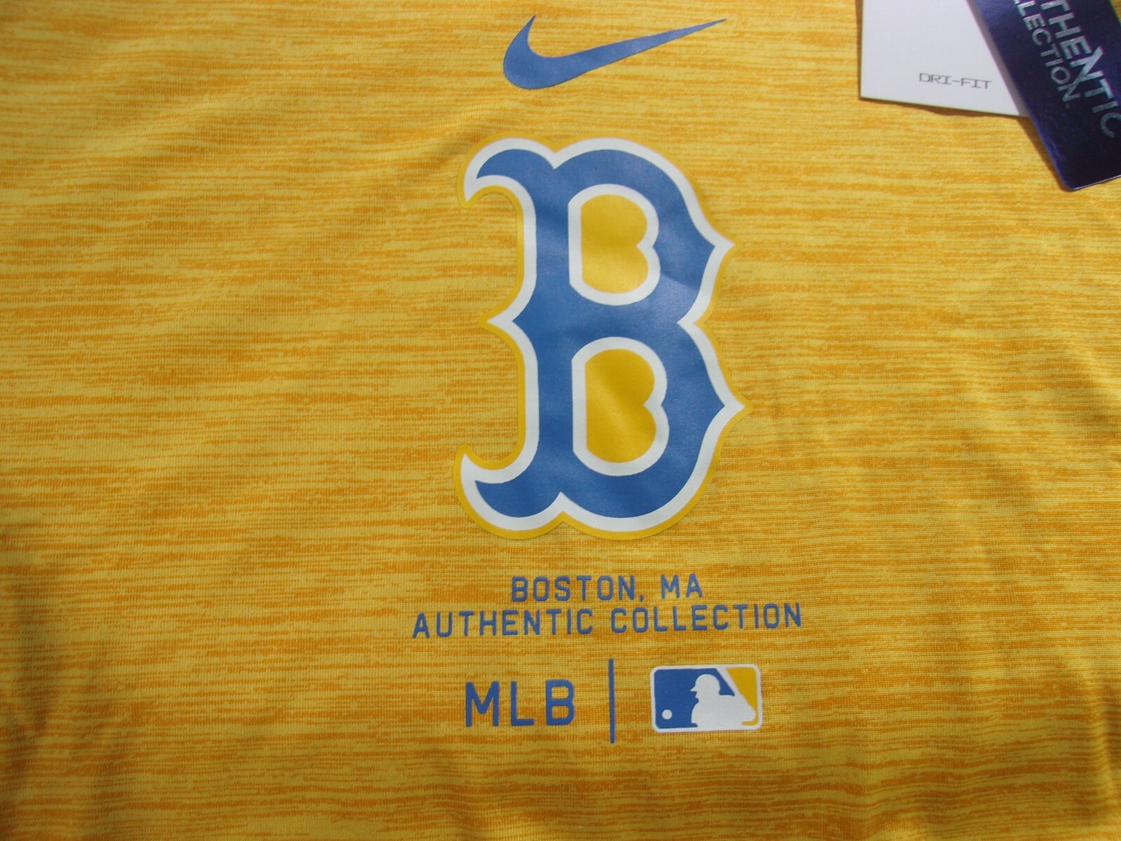 NWT Nike dri fit T, Boston Red Sox, B, men’s L, XL, heather gold, MLB, polyester