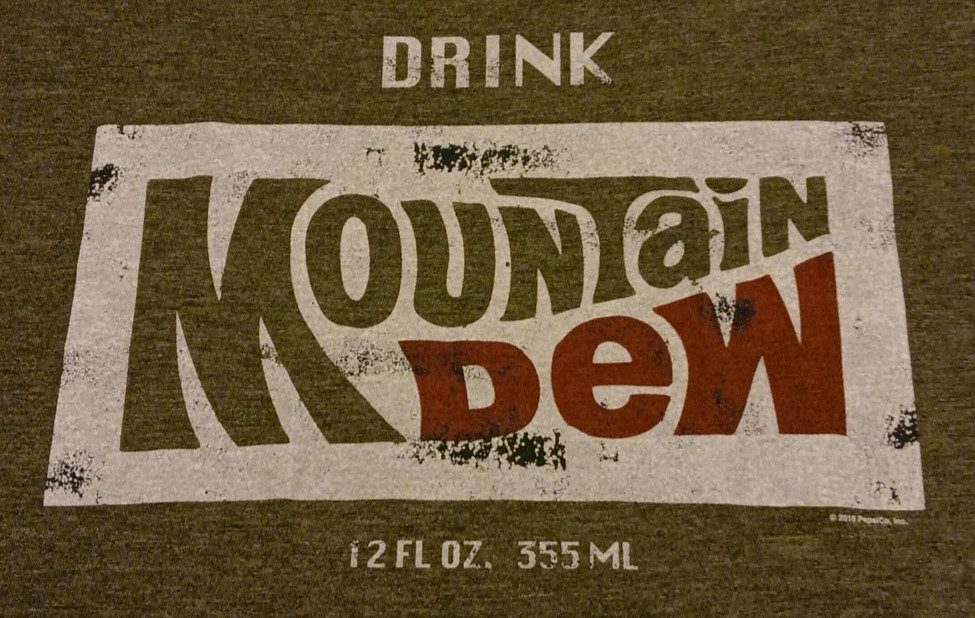 2016 2XL Tee Luv Distressed Drink Mountain Dew Graphic Soda Collector T Shirt