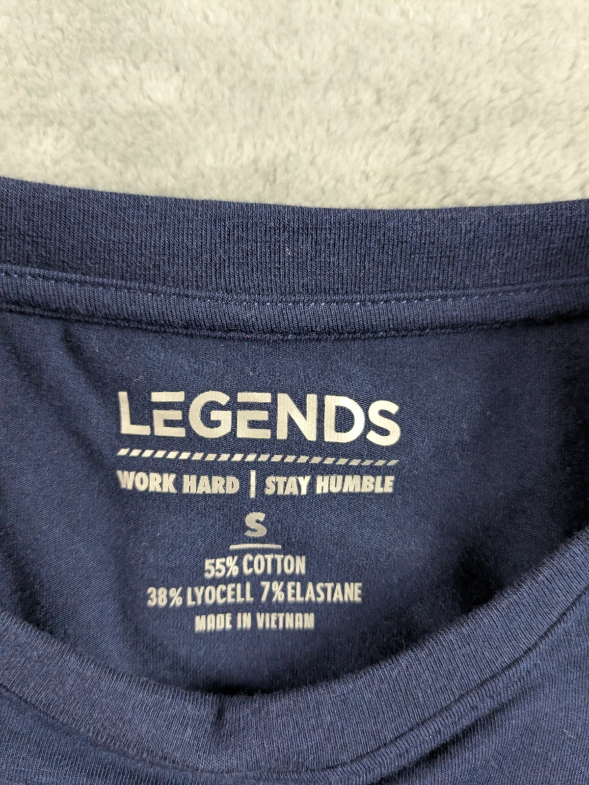 Legends Shirt Mens Small Navy Aviation Split Hem Tee Stretch Athletic Training