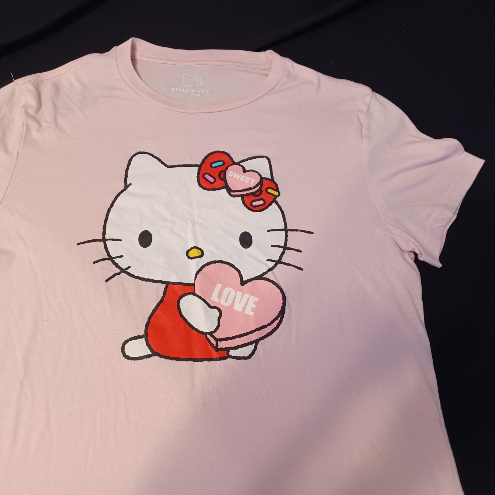 HELLO KITTY T SHIRT SZ LARGE TEE C03-#16