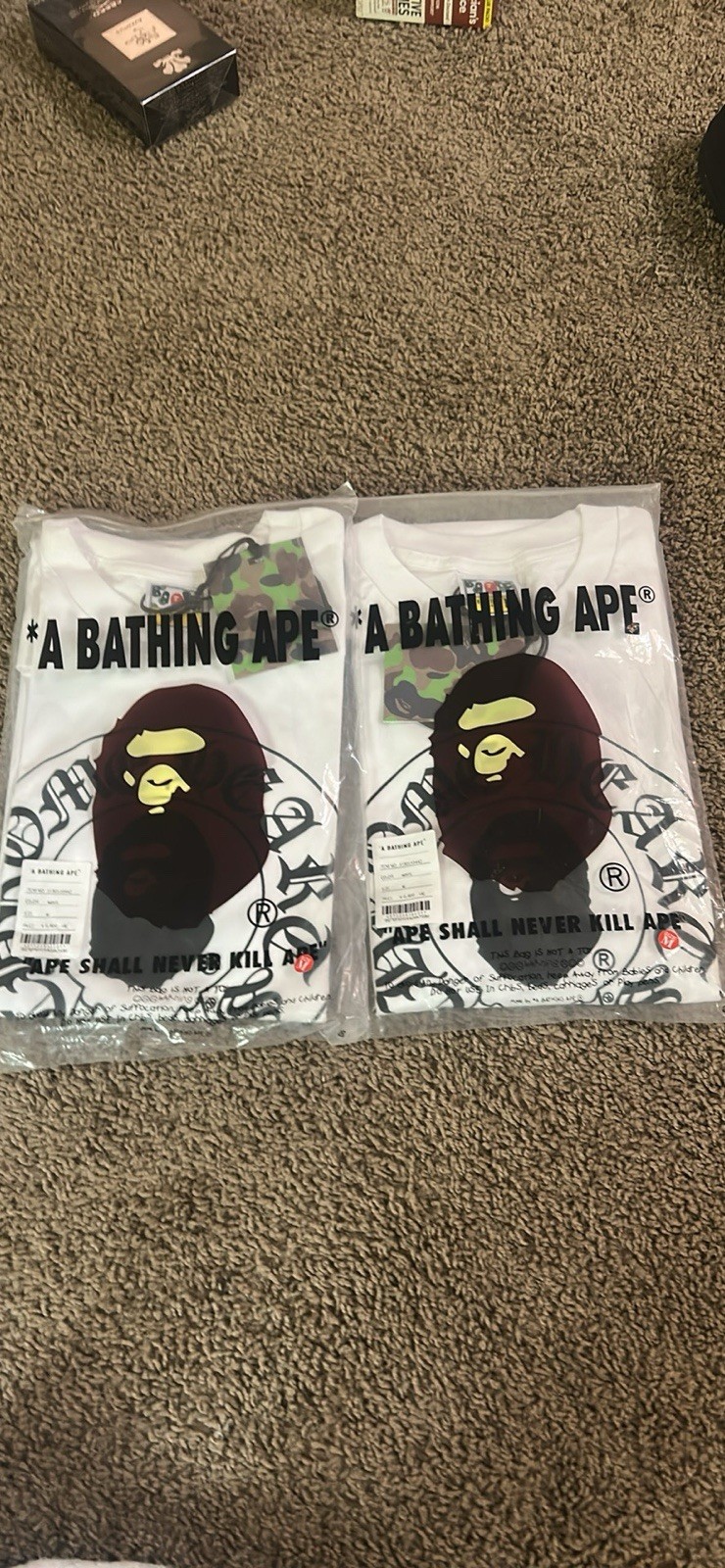 A Bathing Ape BAPE Baby Milo White Graphic Logo Crew Neck T-Shirt Men’s M