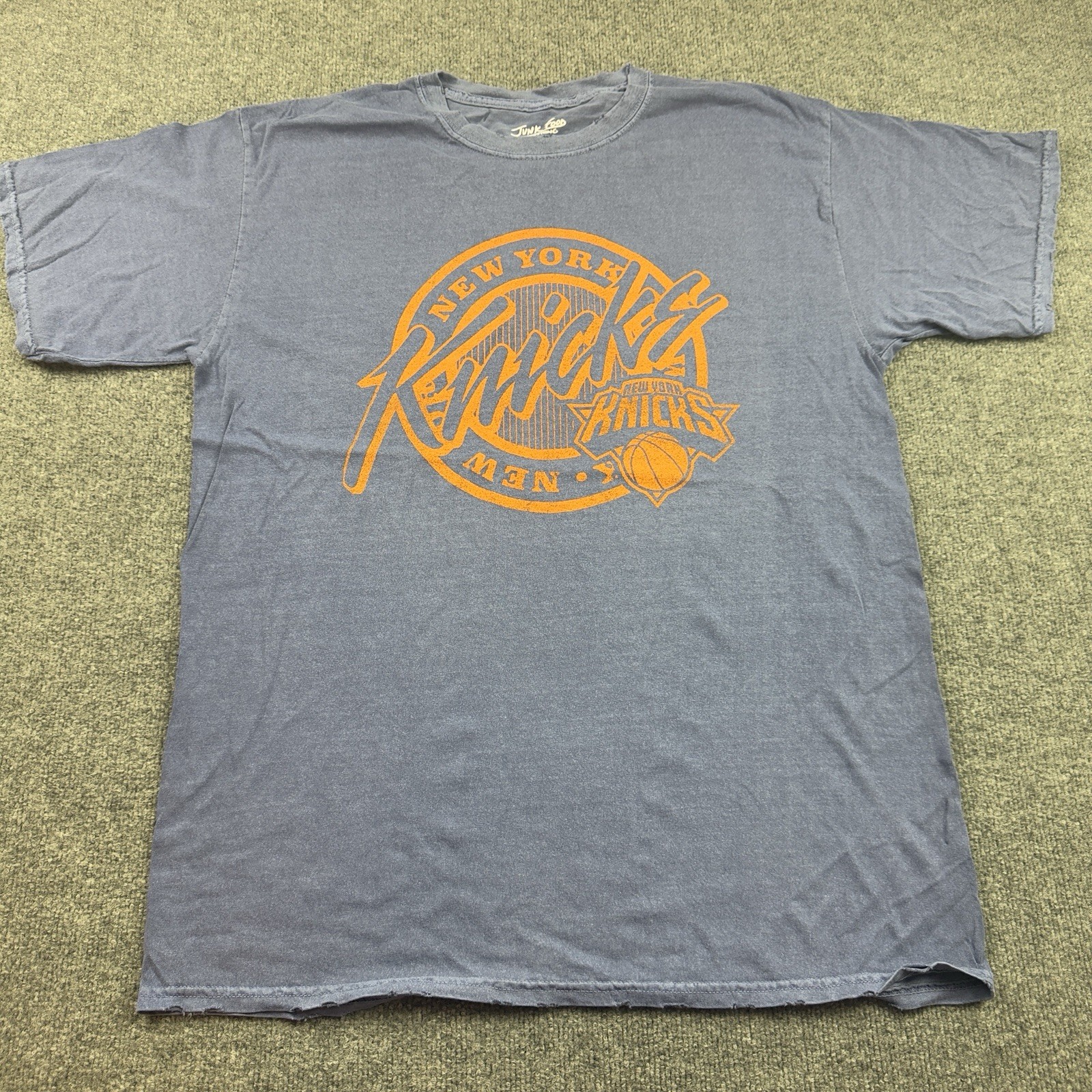 New York Knicks / Junk Food Clothing / Graphic T-Shirt Adult Size 2X-Large