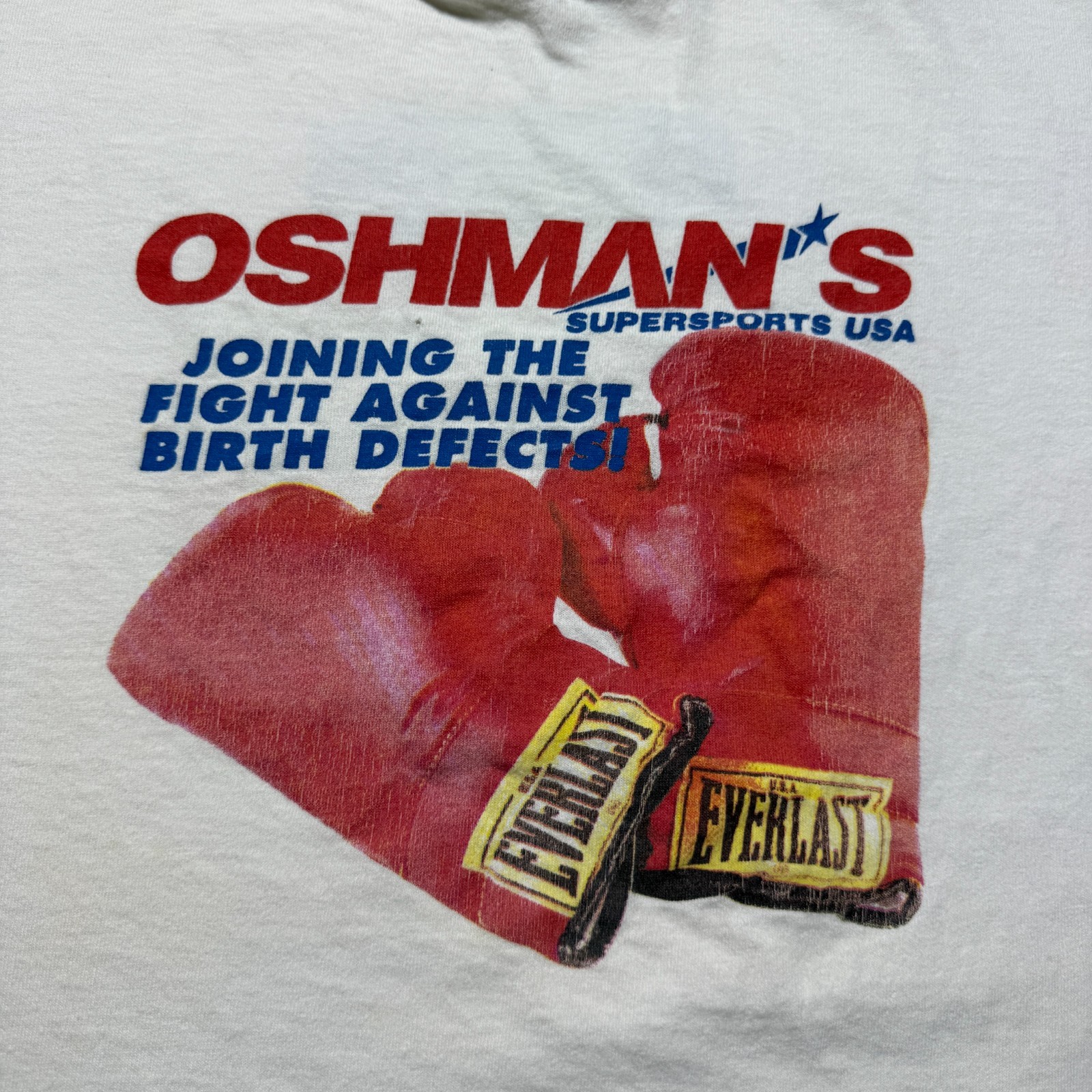 Vintage 90s Oshman’s Supersports USA Boxing Gloves Everlast Graphic T-Shirt – XL