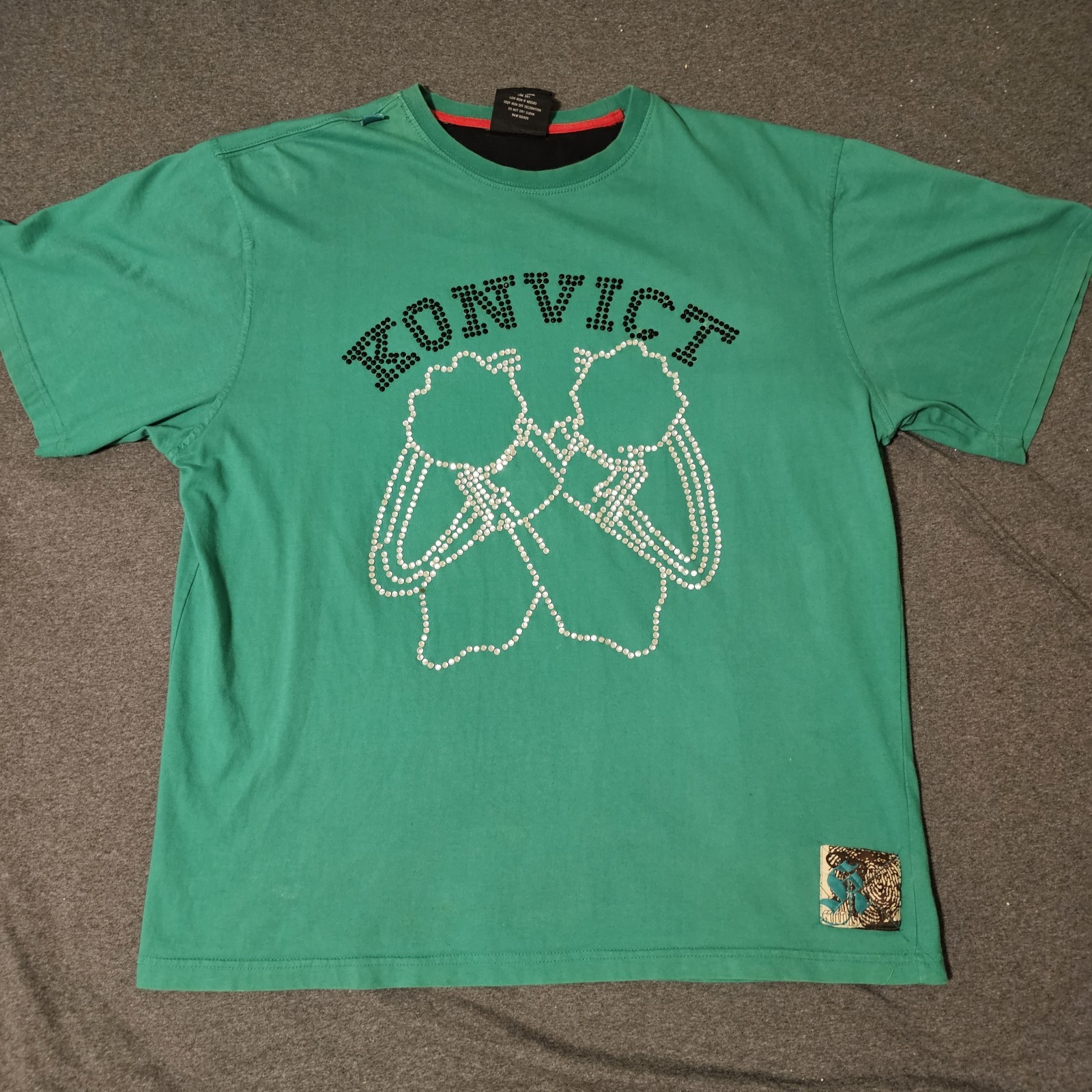 Vintage Y2K Akon Konvict Apparel Graphic T Shirt Size L Cotton Beaded Accents