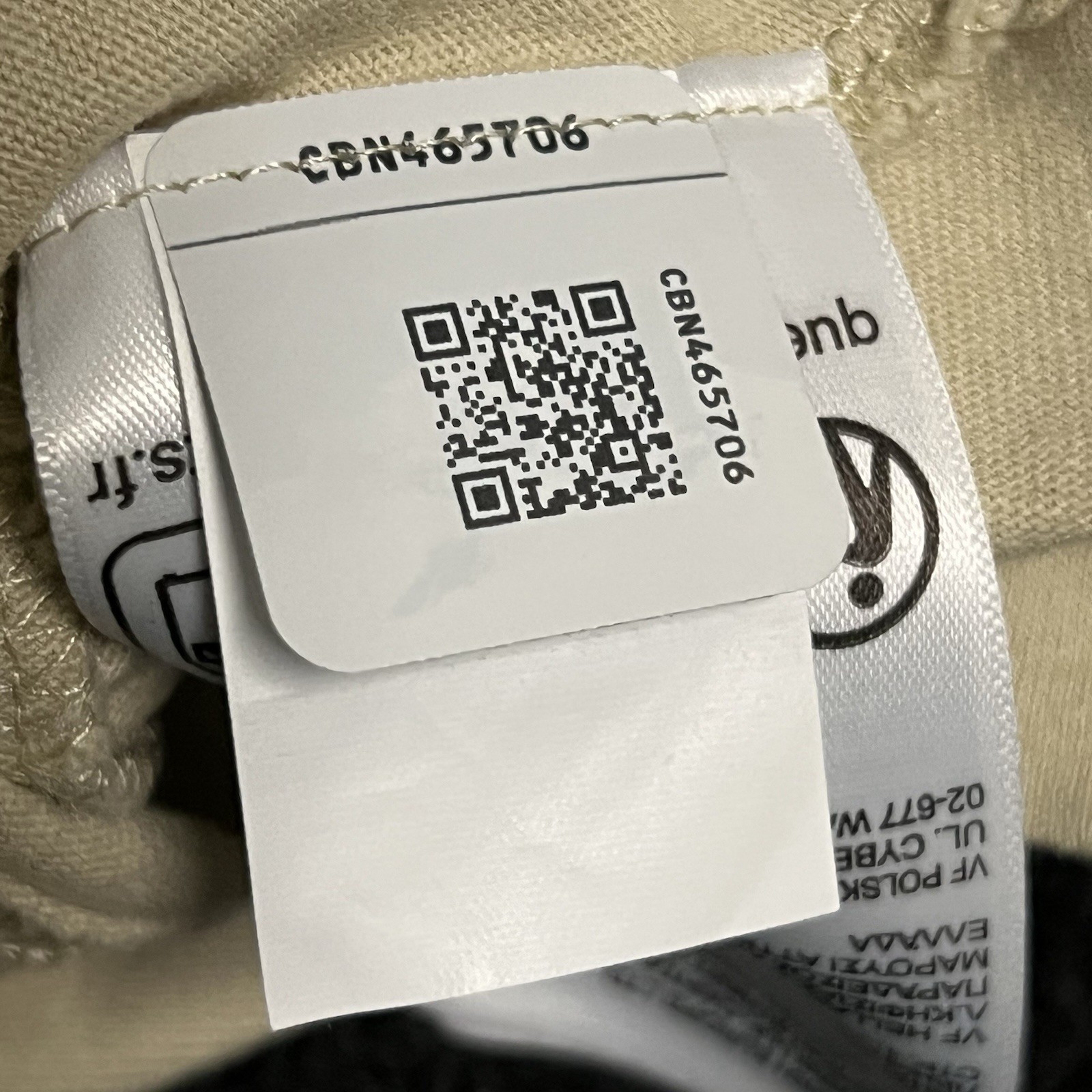 The North Face Long Sleeve T-Shirt Plastic Free Peaks Patron Mens Large Beige