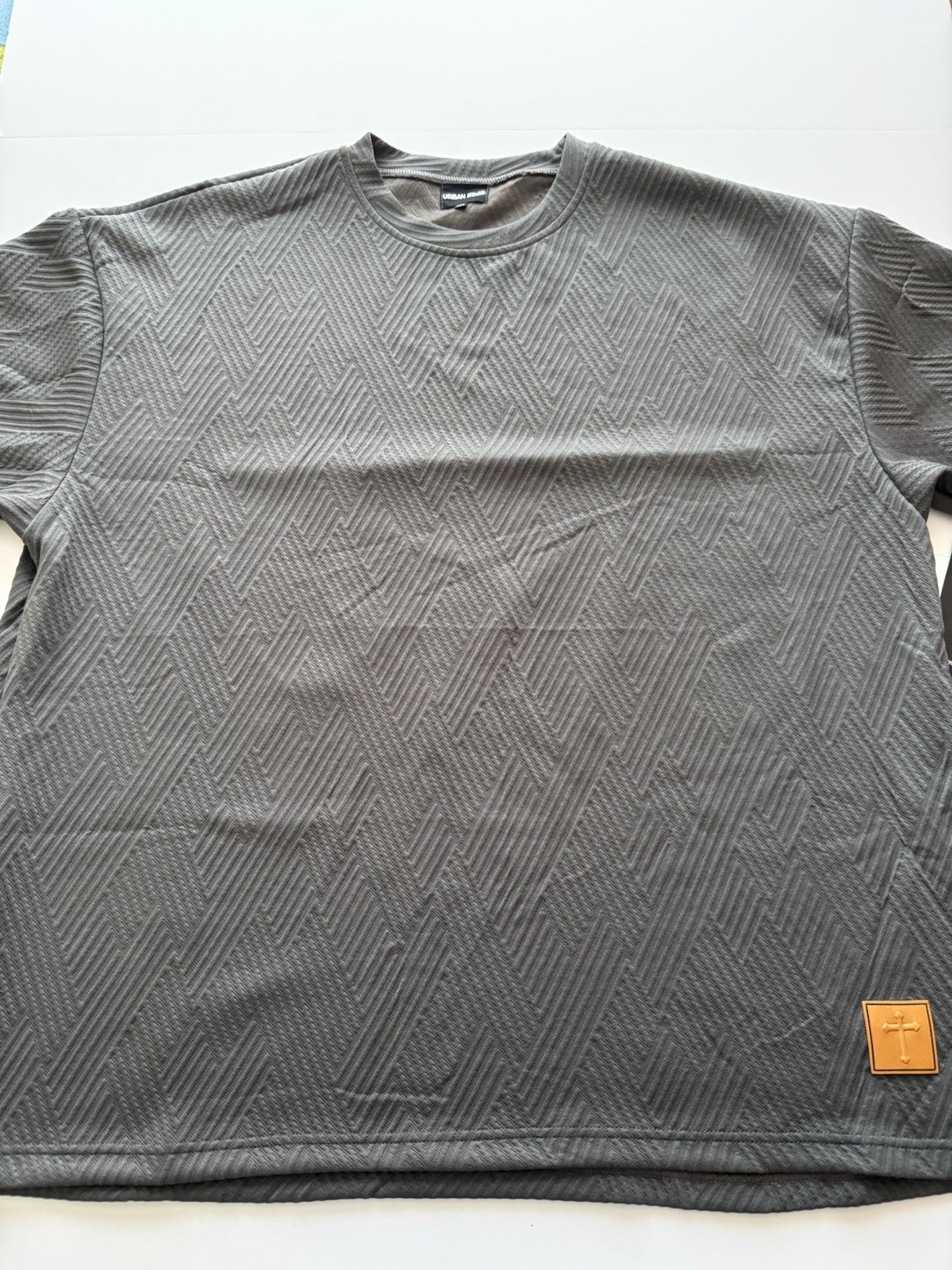 Urban Edge Men’s Geometric Textured T Shirt Gray 3XL NWT Streetwear