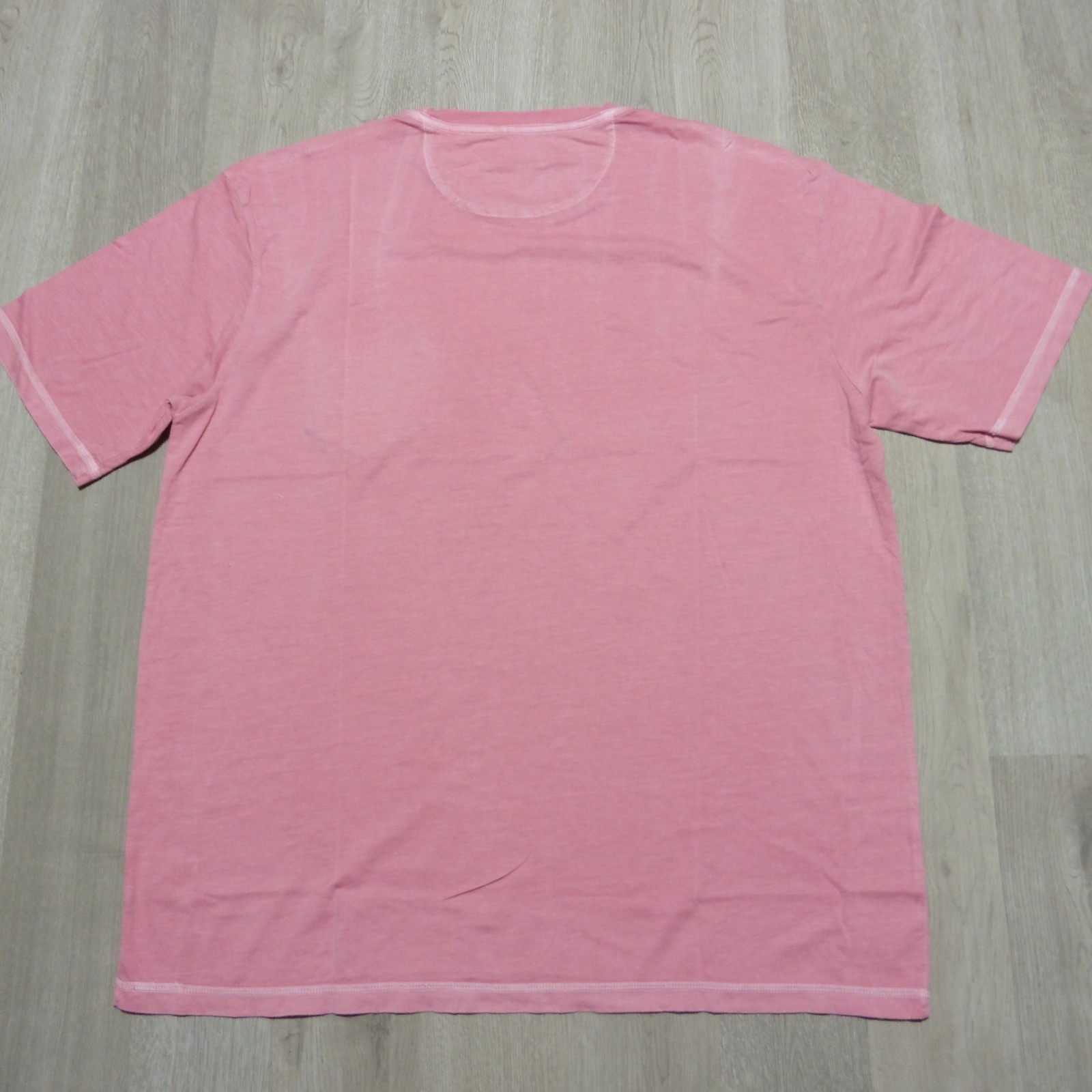 Johnnie-O Men’s Large Dale 2.0 Crewneck T-Shirt Bandana Short Sleeve