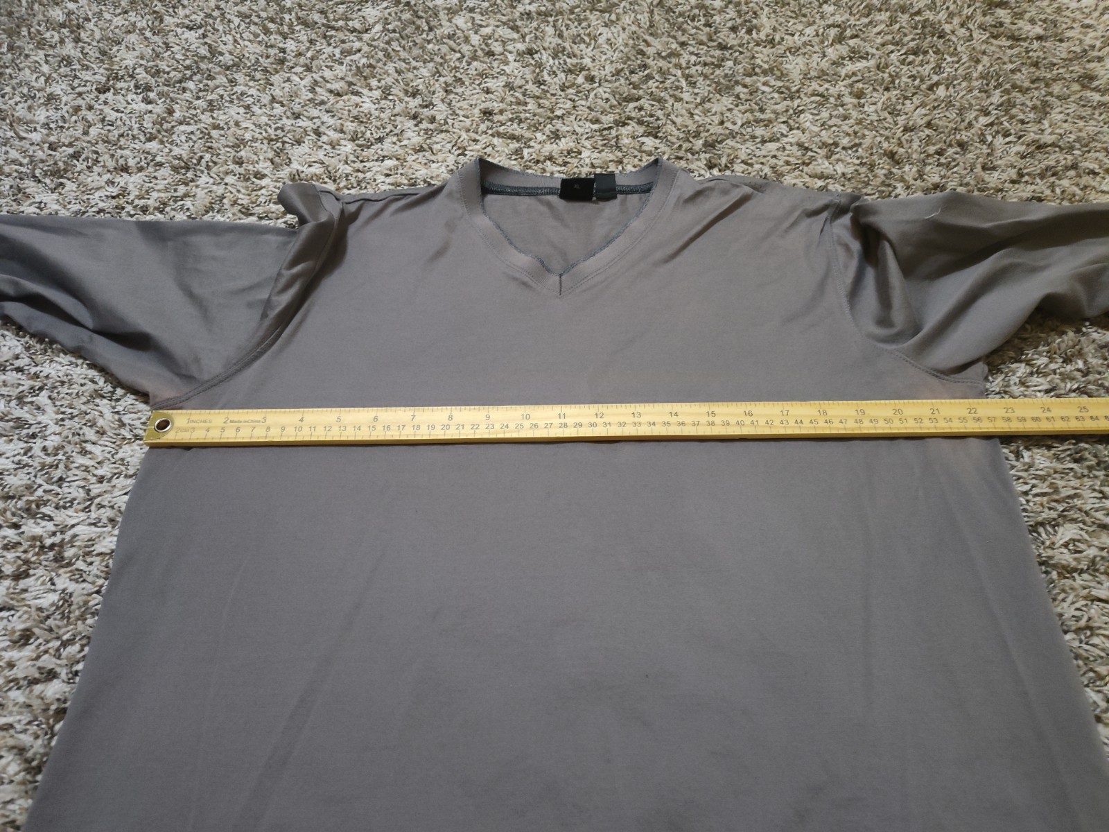Hugo Boss T Shirt Mens XL Gray Solid Long Sleeve V Neck Pullover Cotton