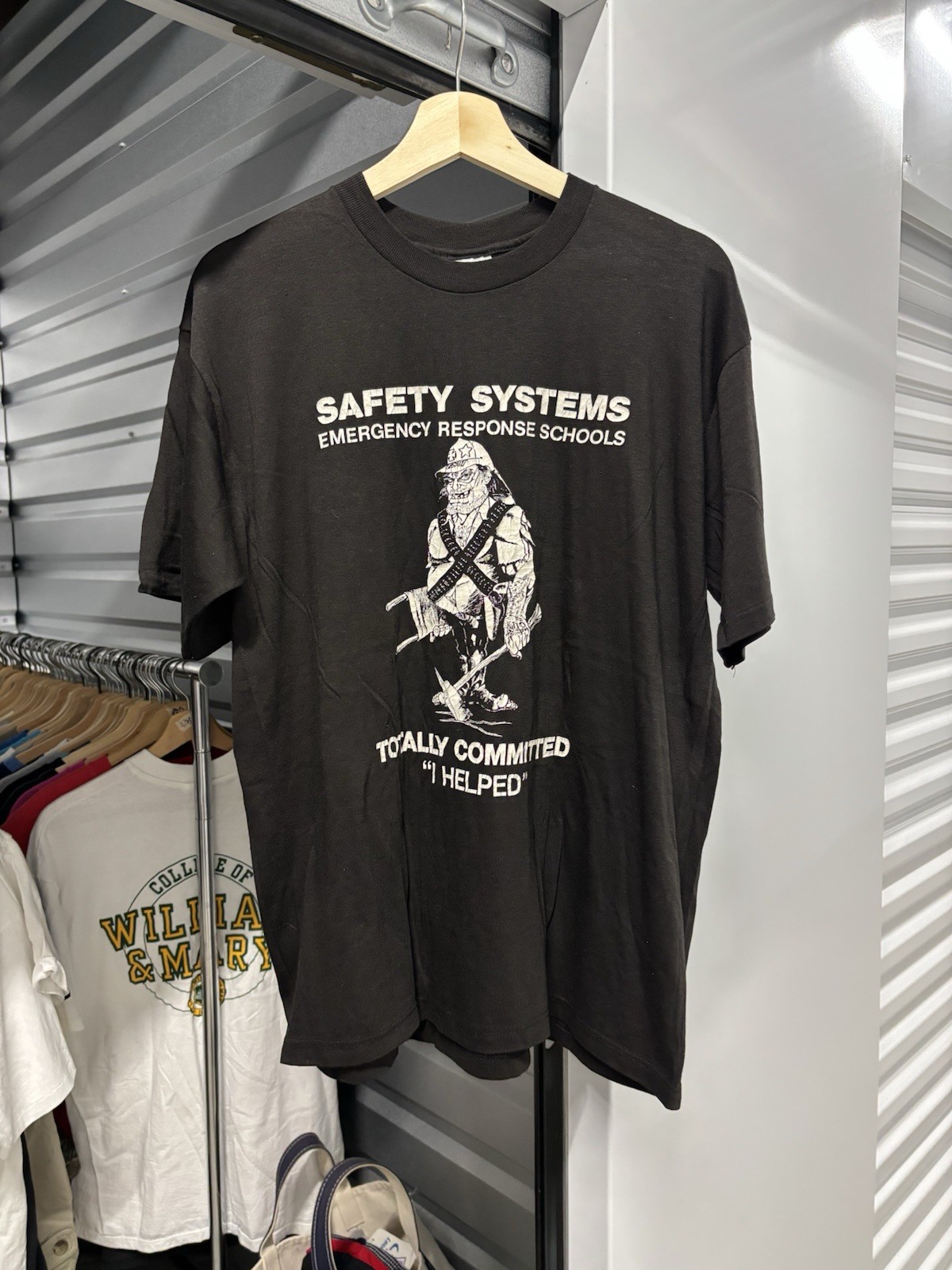 Vintage Firefighter Emergency Response School Funny Fireman T Shirt Fits Large
