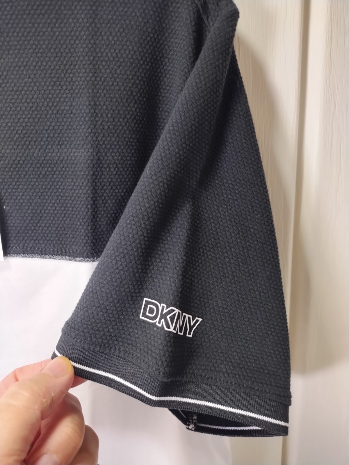 DKNY Jupiter Color Block Shirt Men’s L Stretch Short Sleeve Black White NWT