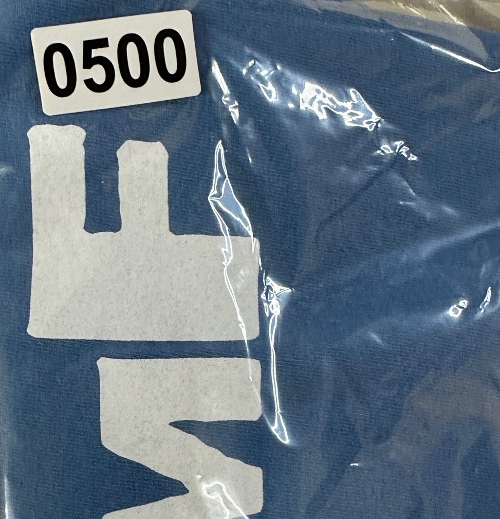 Bad Bunny DTMF T-Shirt Size Small Blue Plastic Chair Official Merch Puerto Rico
