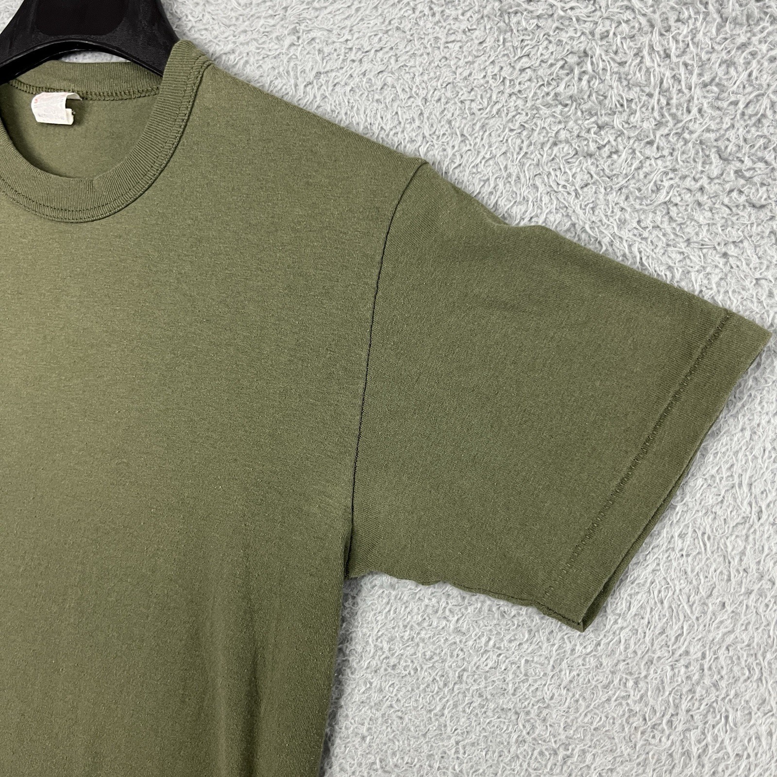 VTG Soffe T Shirt Tag M 17.5” PTP Single Stitch Sleeve Army Green Olive Military
