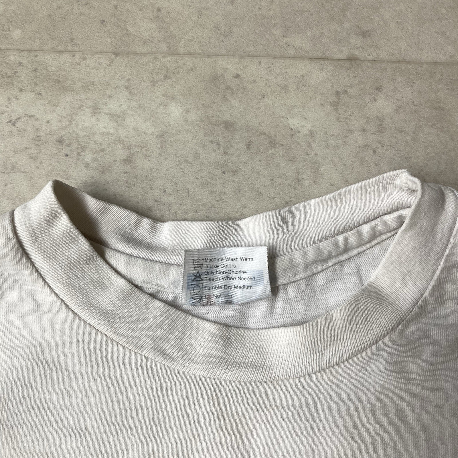 vintage 90s friedensreich hundertwasser modern art tee size large