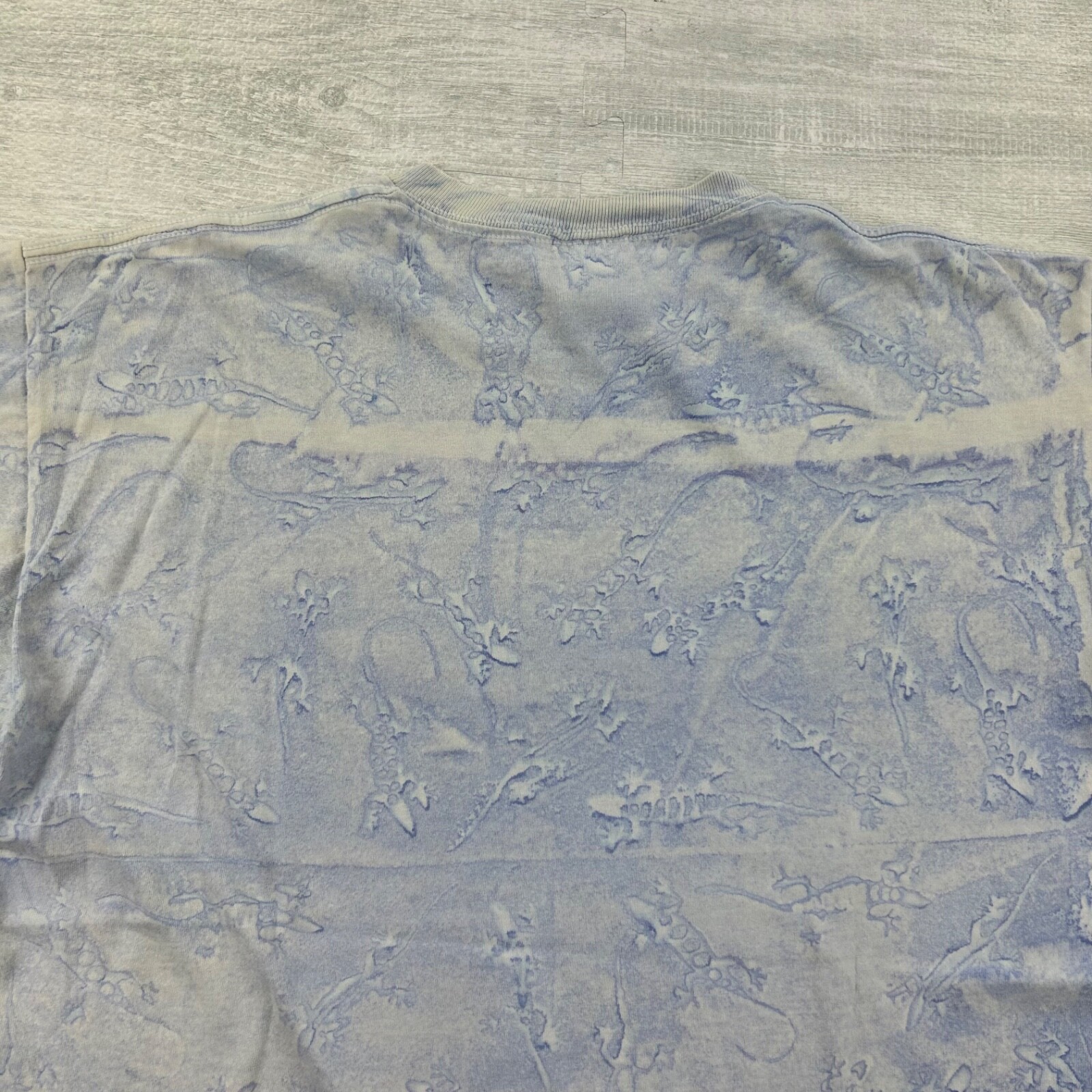 Vintage 90s Maui Hawaii Shirt Size Large Blue Lizard All Over Print