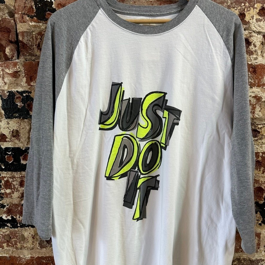 Nike Just Do it Gray White 3/4 Sleeve Baseball T-Shirt Graphic Mens 2XL