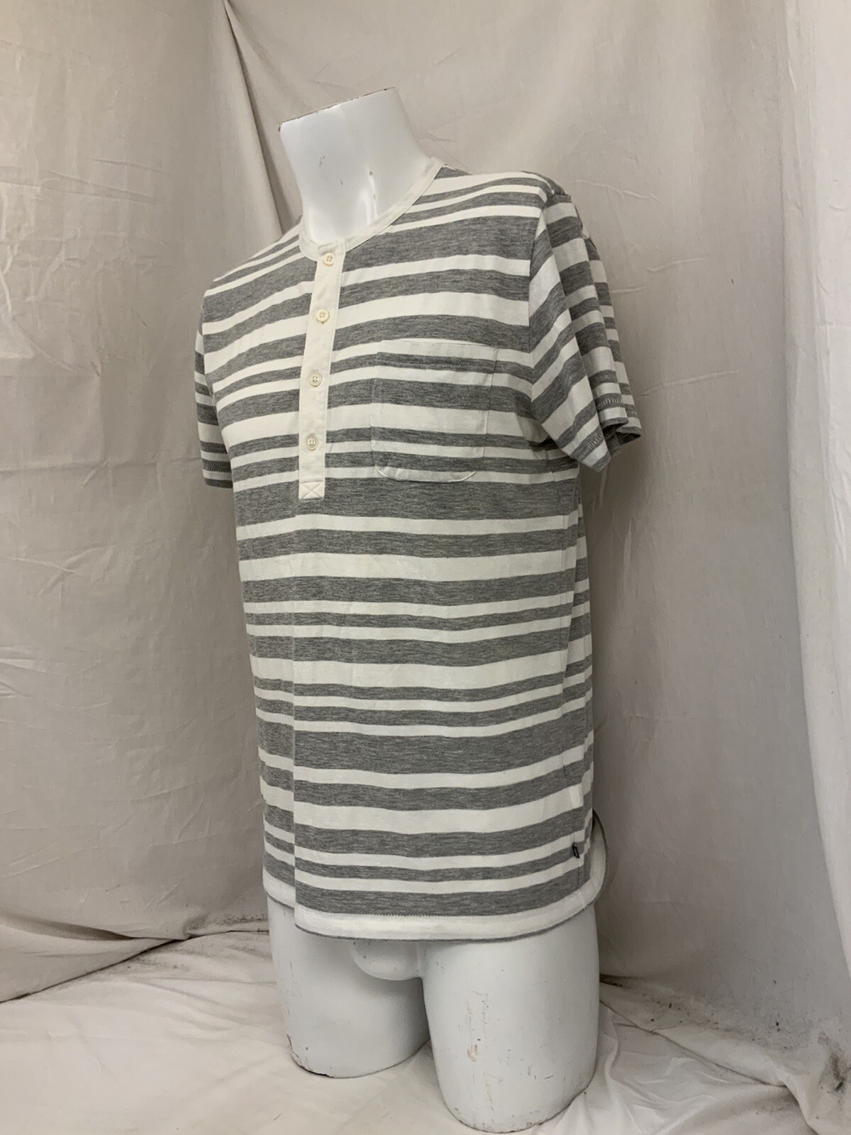 Bonobos T Shirt M Gray Stripe Cotton Poly Slim Fit Short Sleeve YGI Q2-211