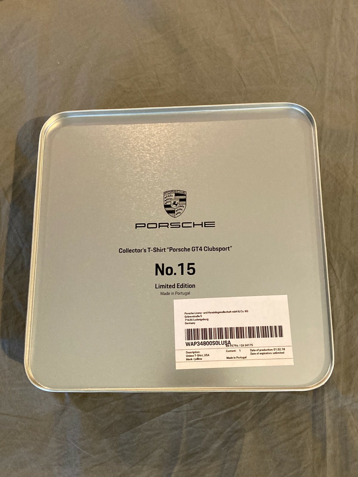 PORSCHE SELECTION’S GT4 CLUBSPORT T-SHIRT W/COLLECTORS TIN NO. 15. ALL SIZES!!