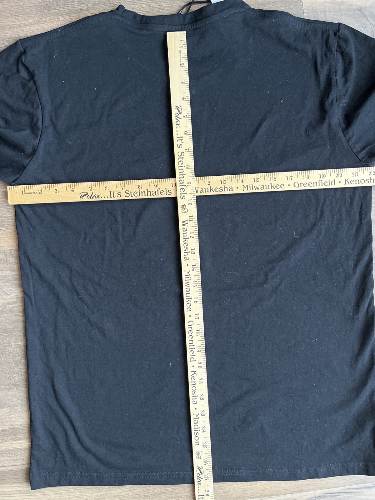 August Lemonade Men’s T-shirt Black Medium Half Sun Print