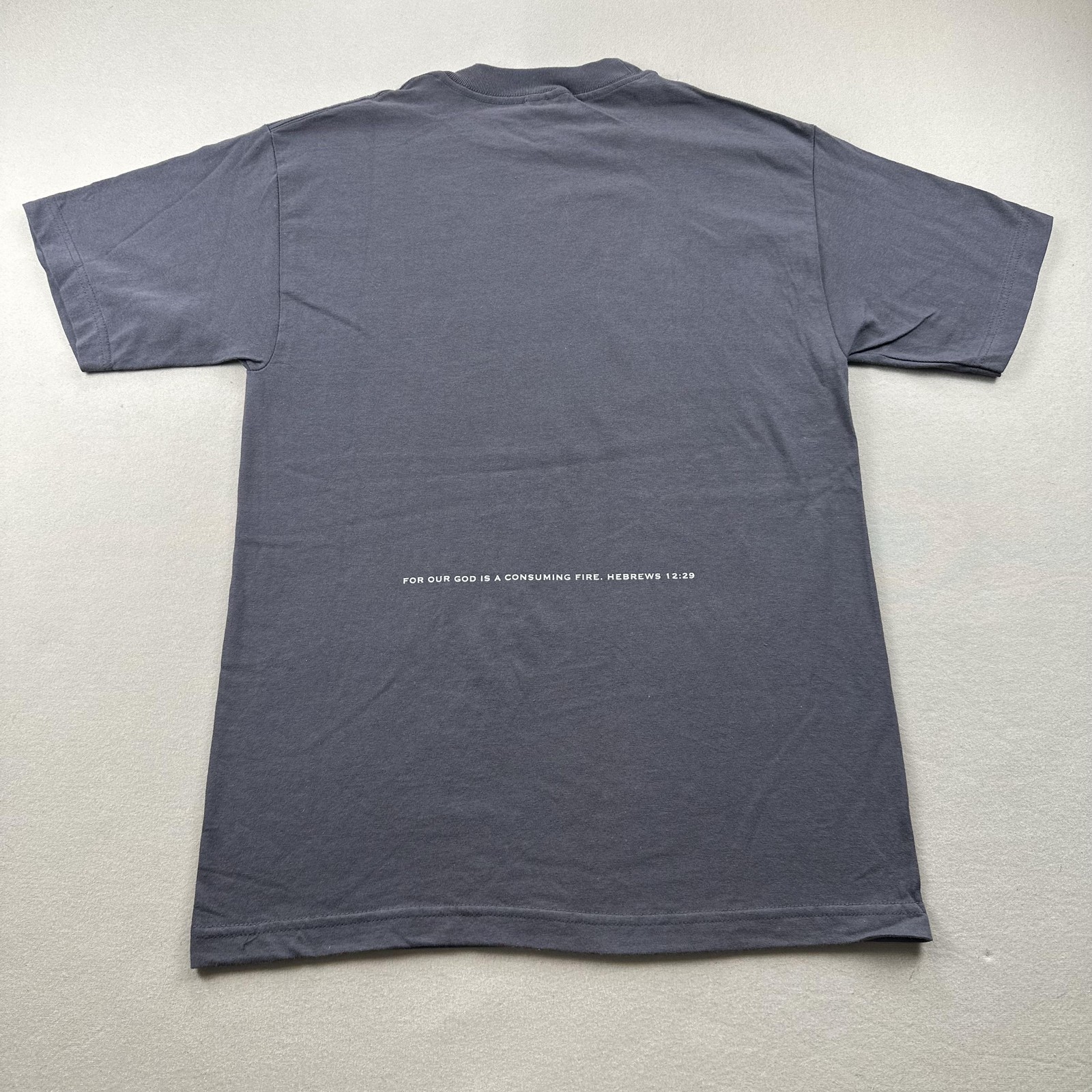 Vintage God T-Shirt Mens Medium Gray Yah Wear Hebrews Jewish Religion Fire y2k