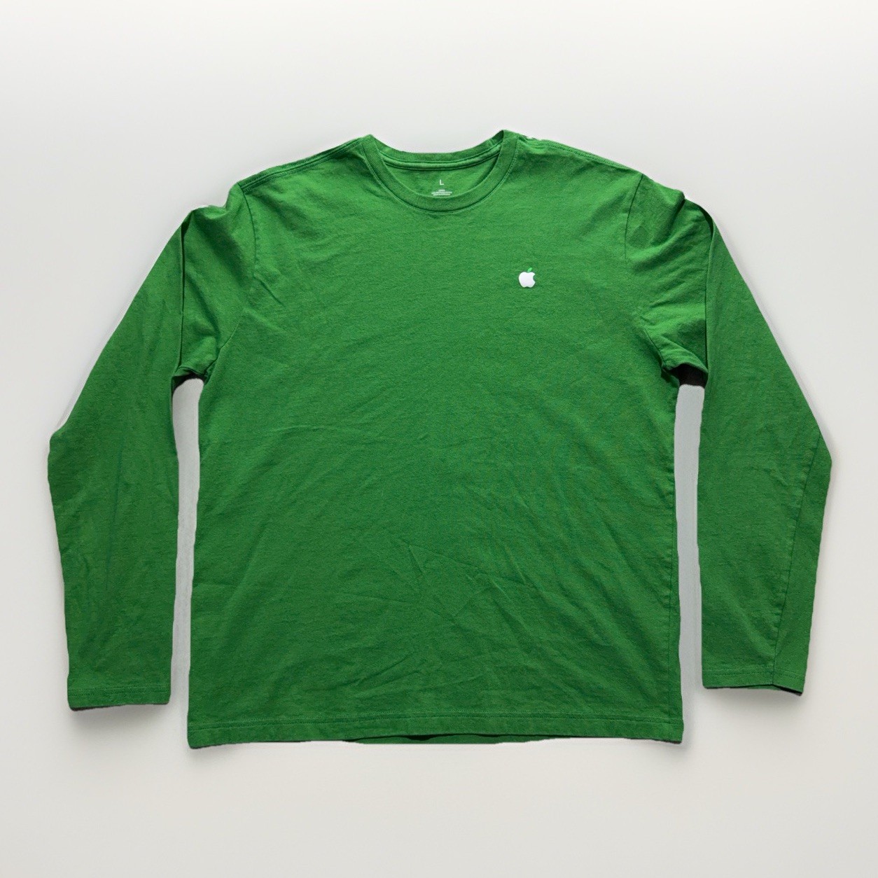 Apple Employee Long Sleeve T-Shirt Men L Green 100% Recycled Cotton Apple Logo